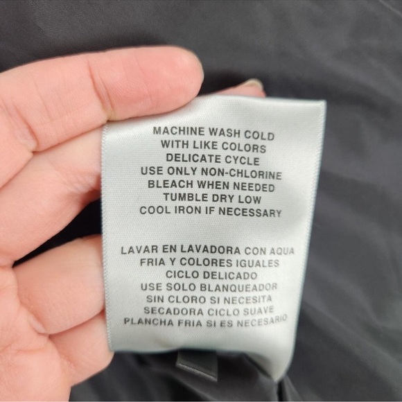 Levis Zoe Black Puffer Jacket - Picture 15 of 16